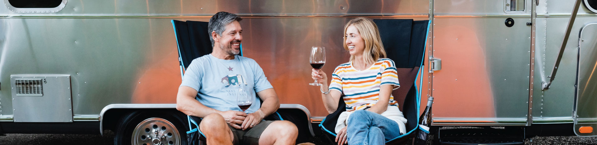 Sean and Nicole Minor enjoying their wines