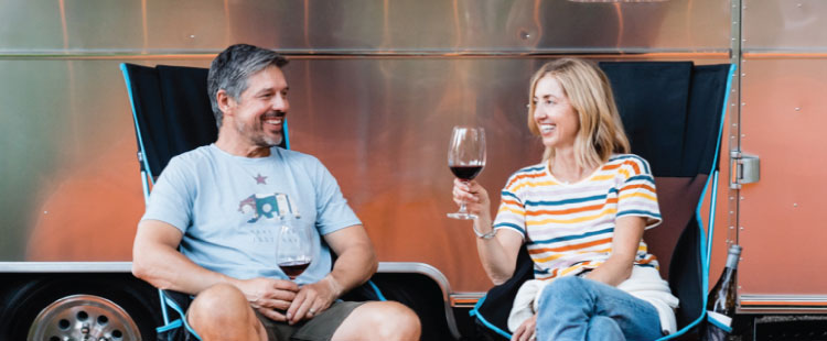 Sean and Nicole Minor enjoying their wines