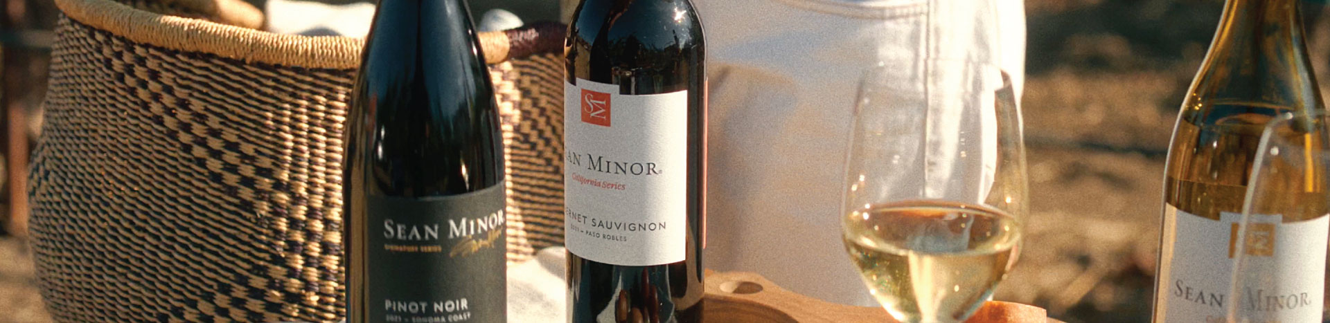 Sean Minor Wines in a picnic setting